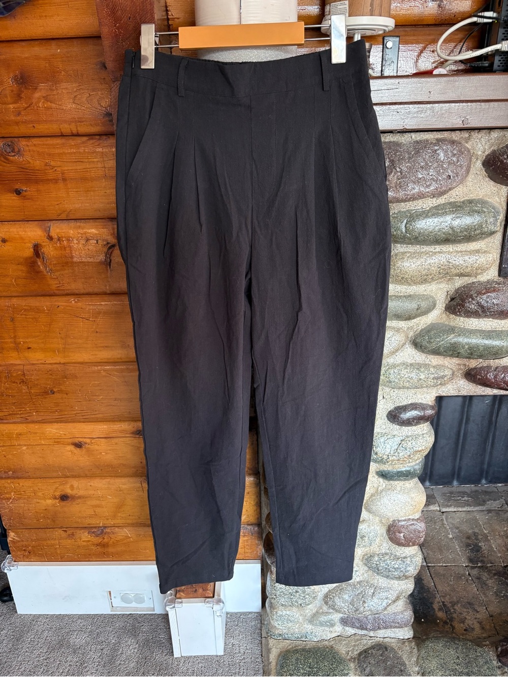 NWT Halara Black Cotton Pleated Tapered Pants Medium